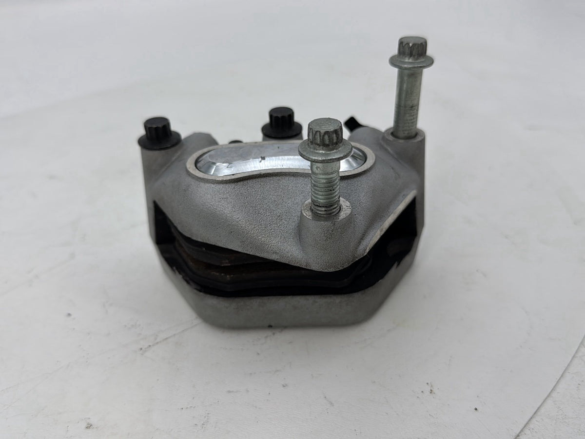 2002 Harley Touring CVO Screamin Eagle Road King OEM Front Right 1 Brake Caliper