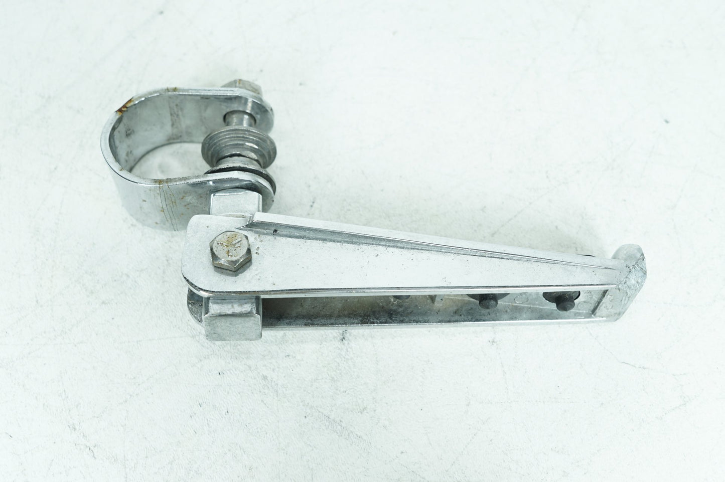 2007 - 2011 Harley-Davidson Touring Electra Glide Classic Front Driver Highway 1 Foot Peg Rest 49144-86