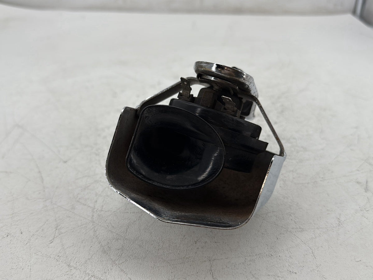 2000 Harley Electra Glide Touring Ultra OEM Horn Signal Klaxon Chrome Cover