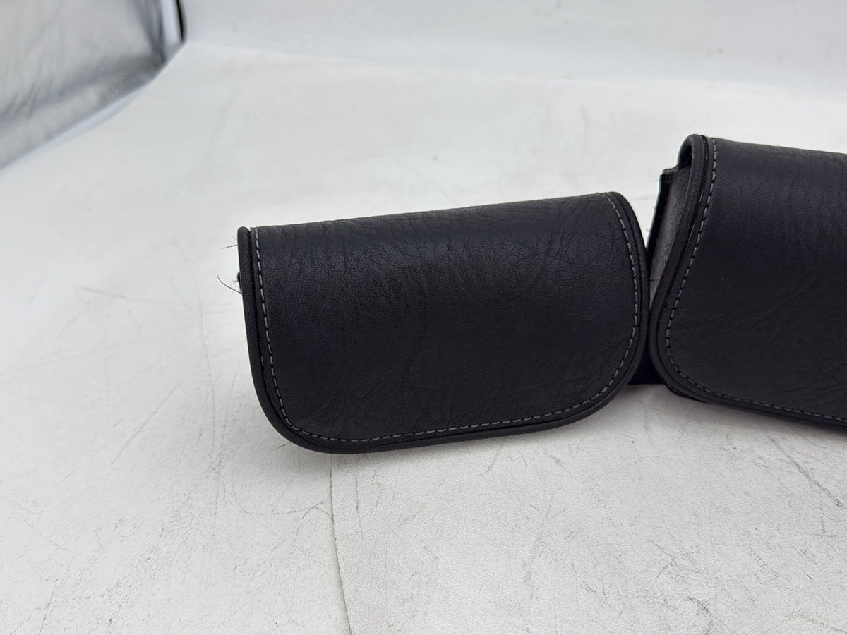 2004 Harley Touring Electra Glide Ultra Front Onboard Tool Bag Leather Storage