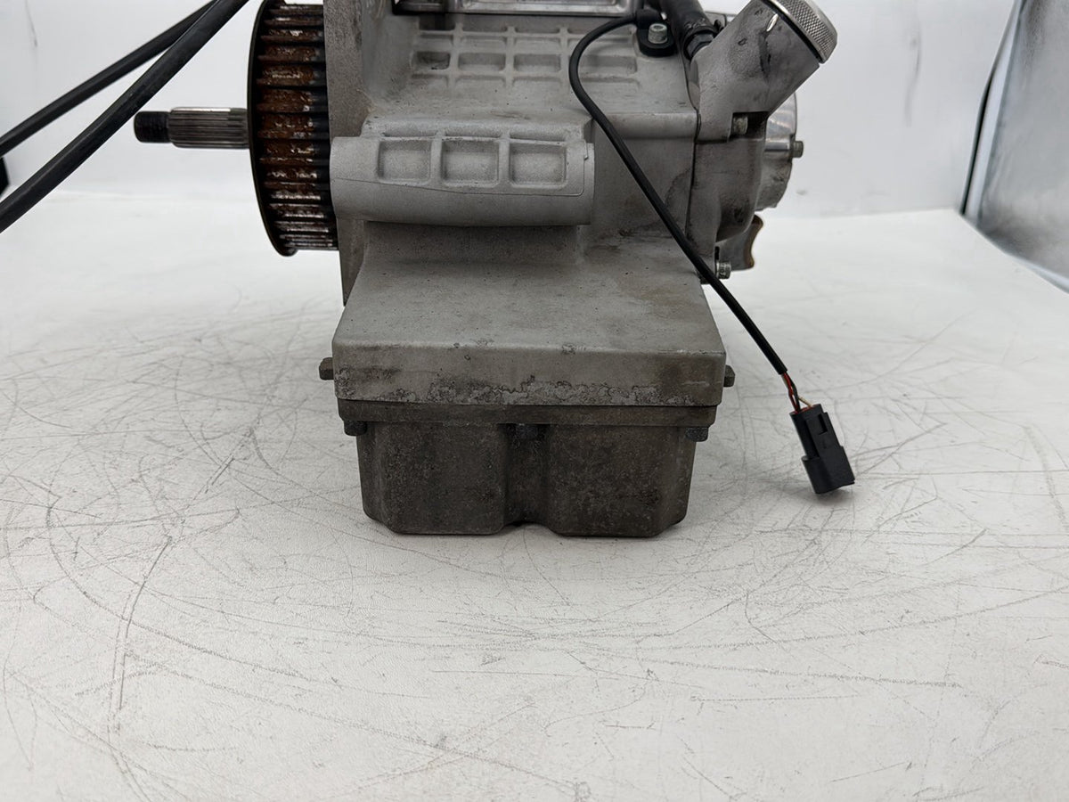 04 Harley Touring Electra Glide OEM 5 Speed Transmission Gearbox CARB 88 10 mi.