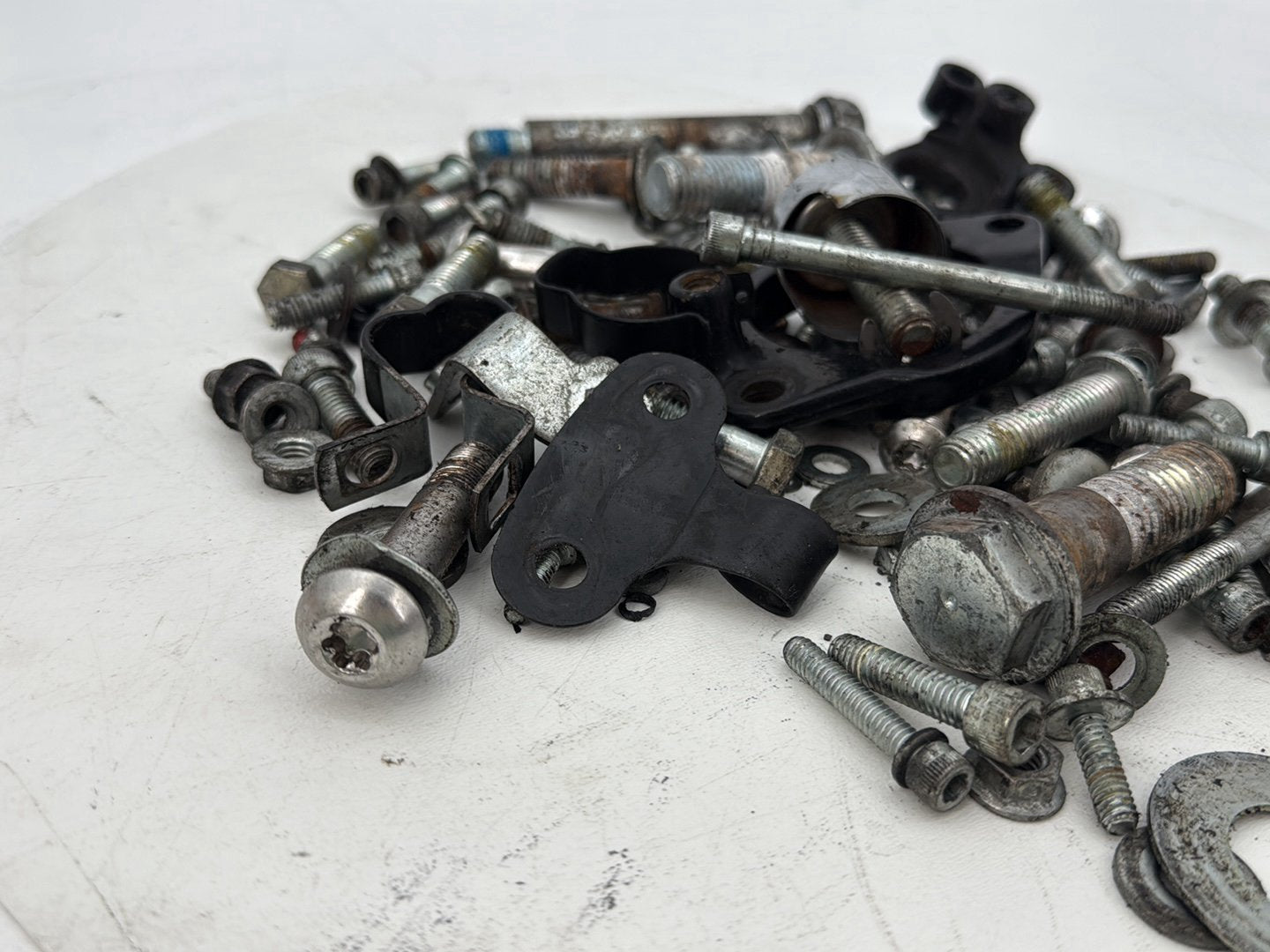 2004 - 2013 Harley-Davidson Sportster 1200 Custom Hardware Bolts Nuts & Brackets