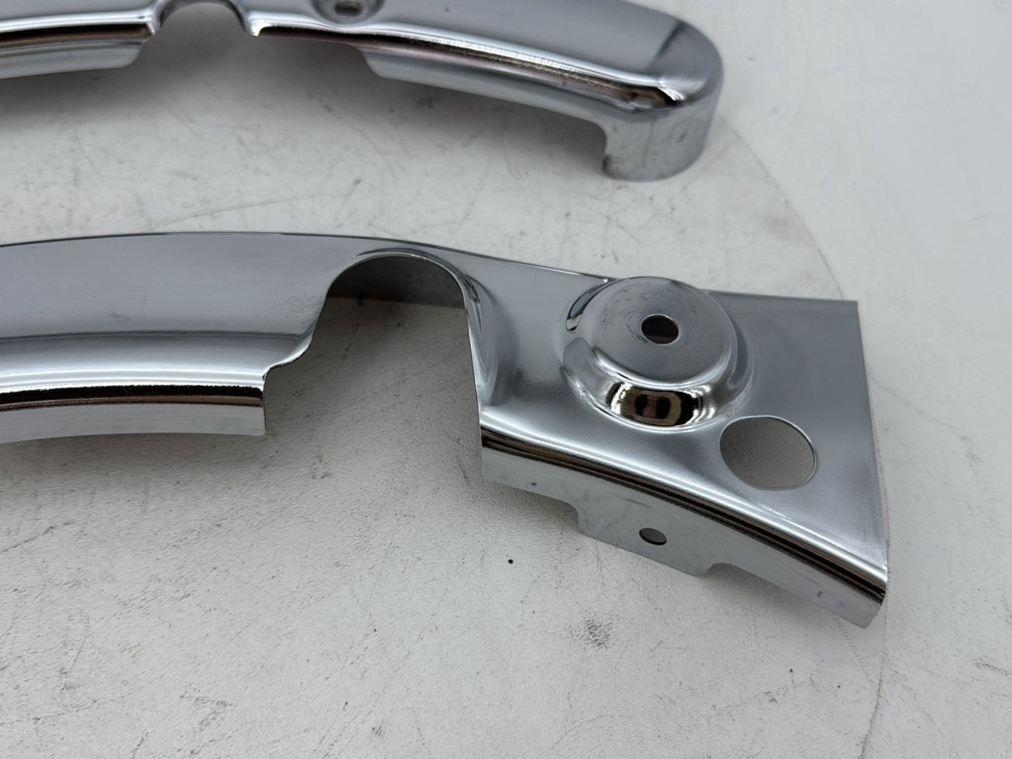 2008 - 2016 Harley-Davidson Touring Electra Glide Ultra Left Right Saddlebag Fender Struts Brackets 	47526-09