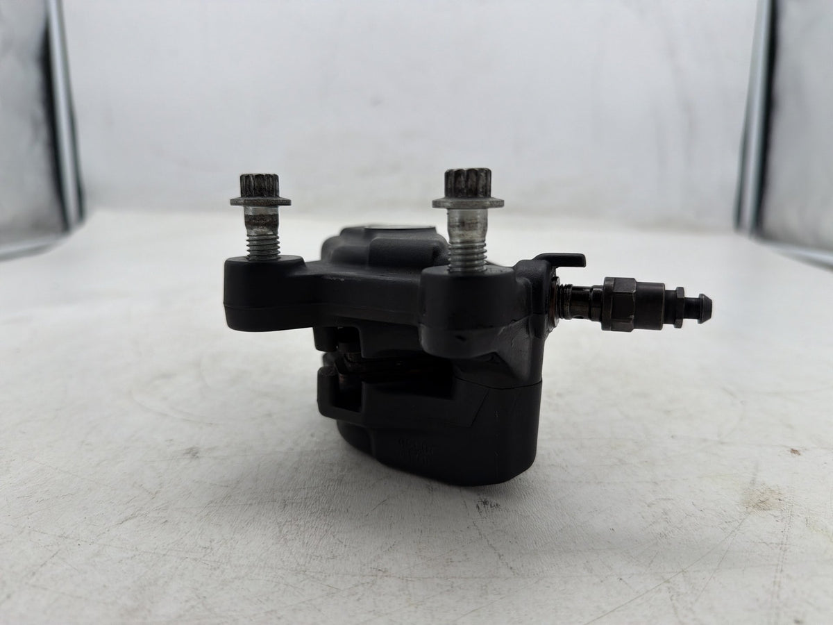2010 Harley Street Glide Touring FLHX OEM Front Right 1 Brake Caliper