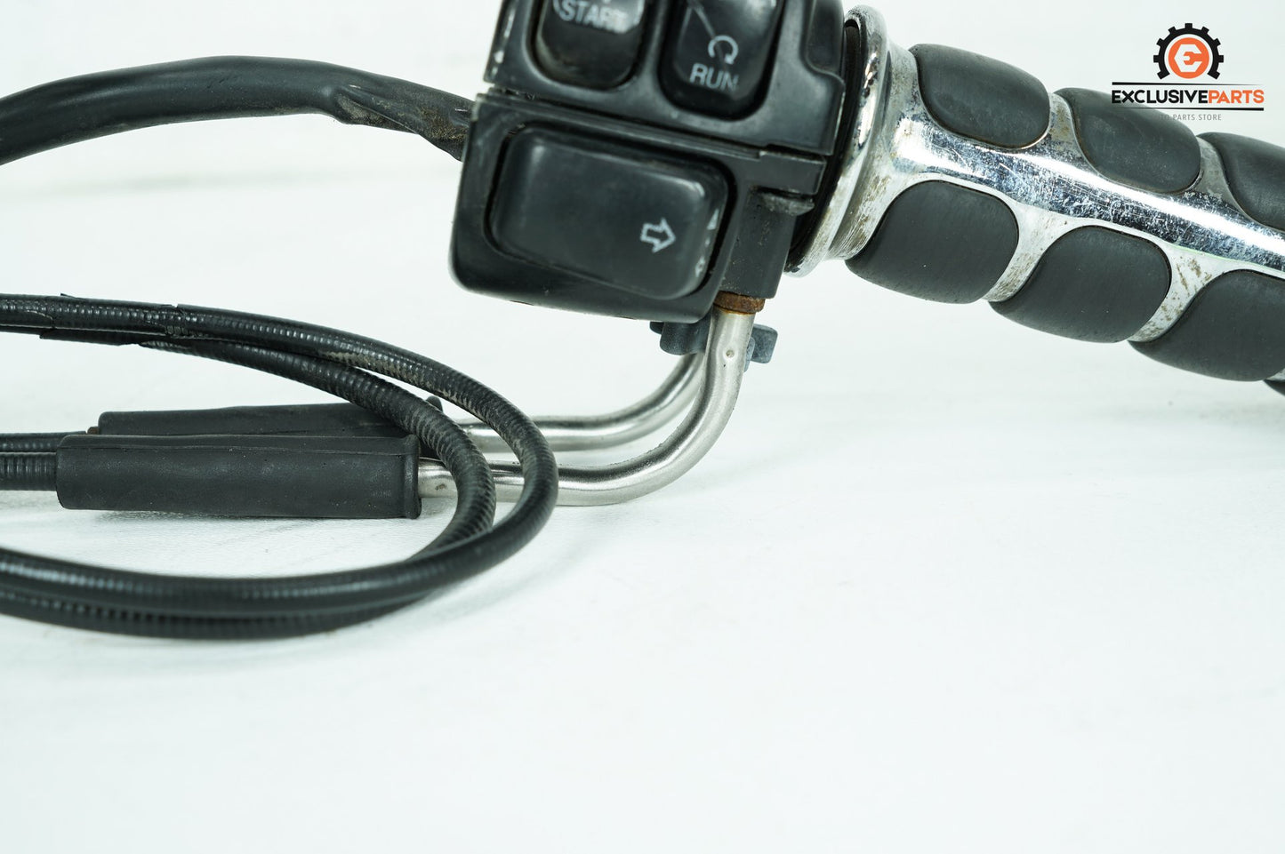 2000 - 2006 Harley-Davidson Softail Heritage Classic Right Engine Start Kill Switches Controls 71684-06A