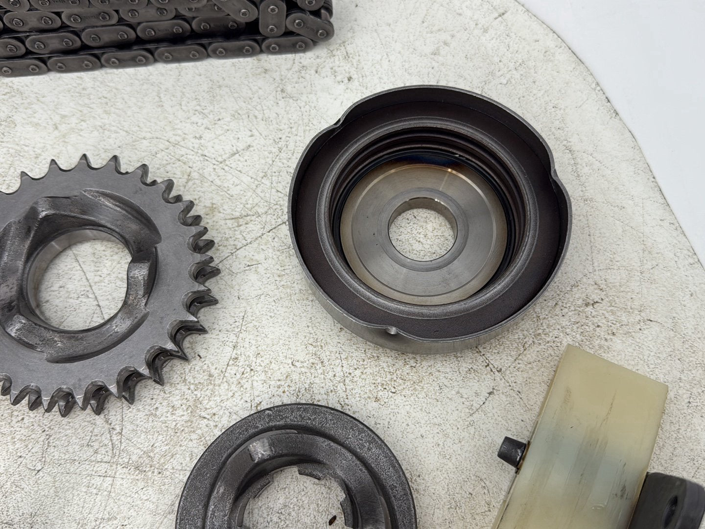 1999 - 2006 Harley-Davidson Dyna Low Rider Clutch Basket Chain Tensioner Kit  	37707-98A