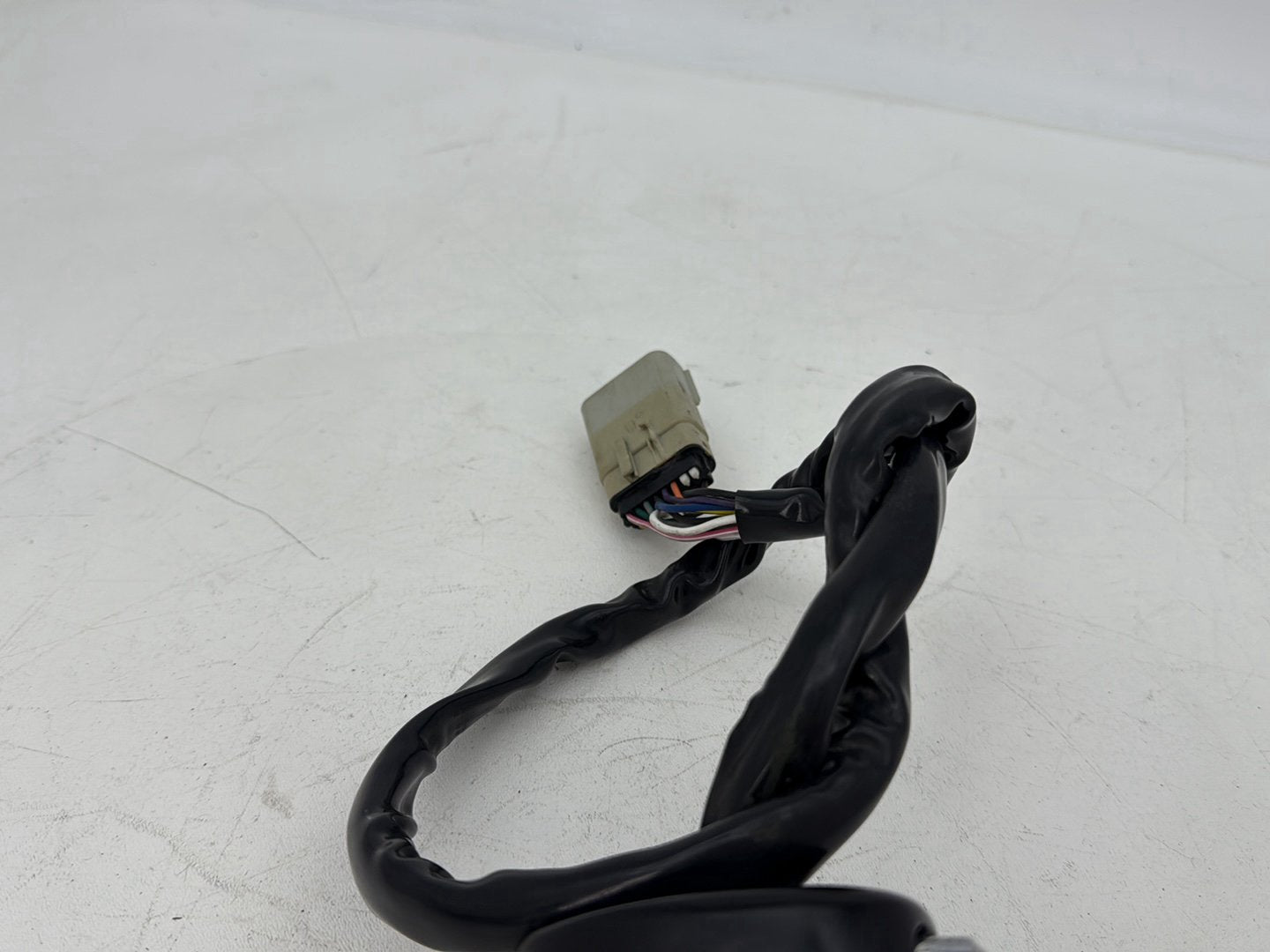 2007 - 2012 Harley-Davidson Touring Electra Glide Ultra Left Turn Signal Headlight Switches Controls 71685-06