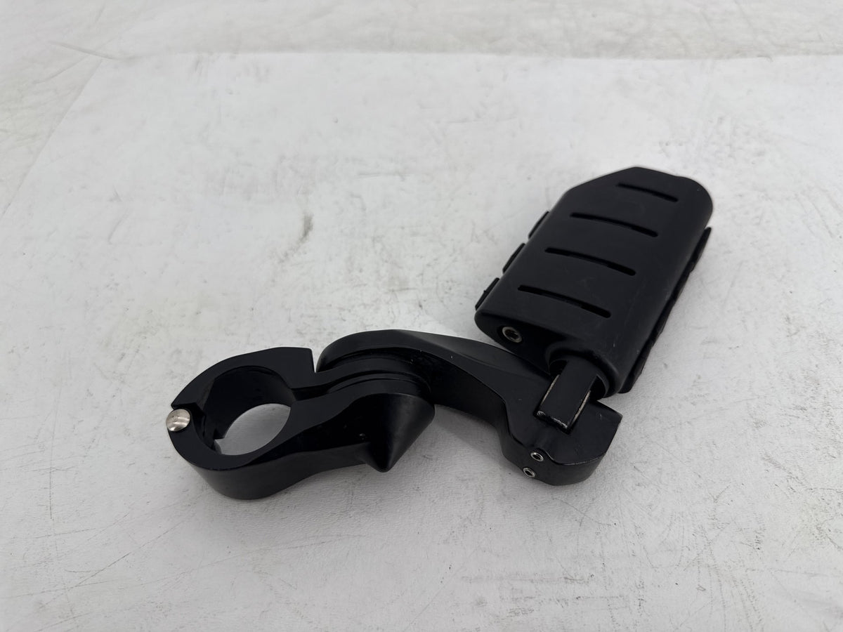 2013 Harley Street Glide Touring FLHX Front Driver Highway 1 Foot Peg Rest
