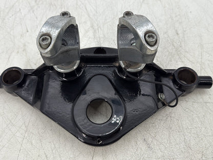 2004 Harley Road King Touring Custom FLHRSI OEM Front Fork Upper Triple Tree Bracket