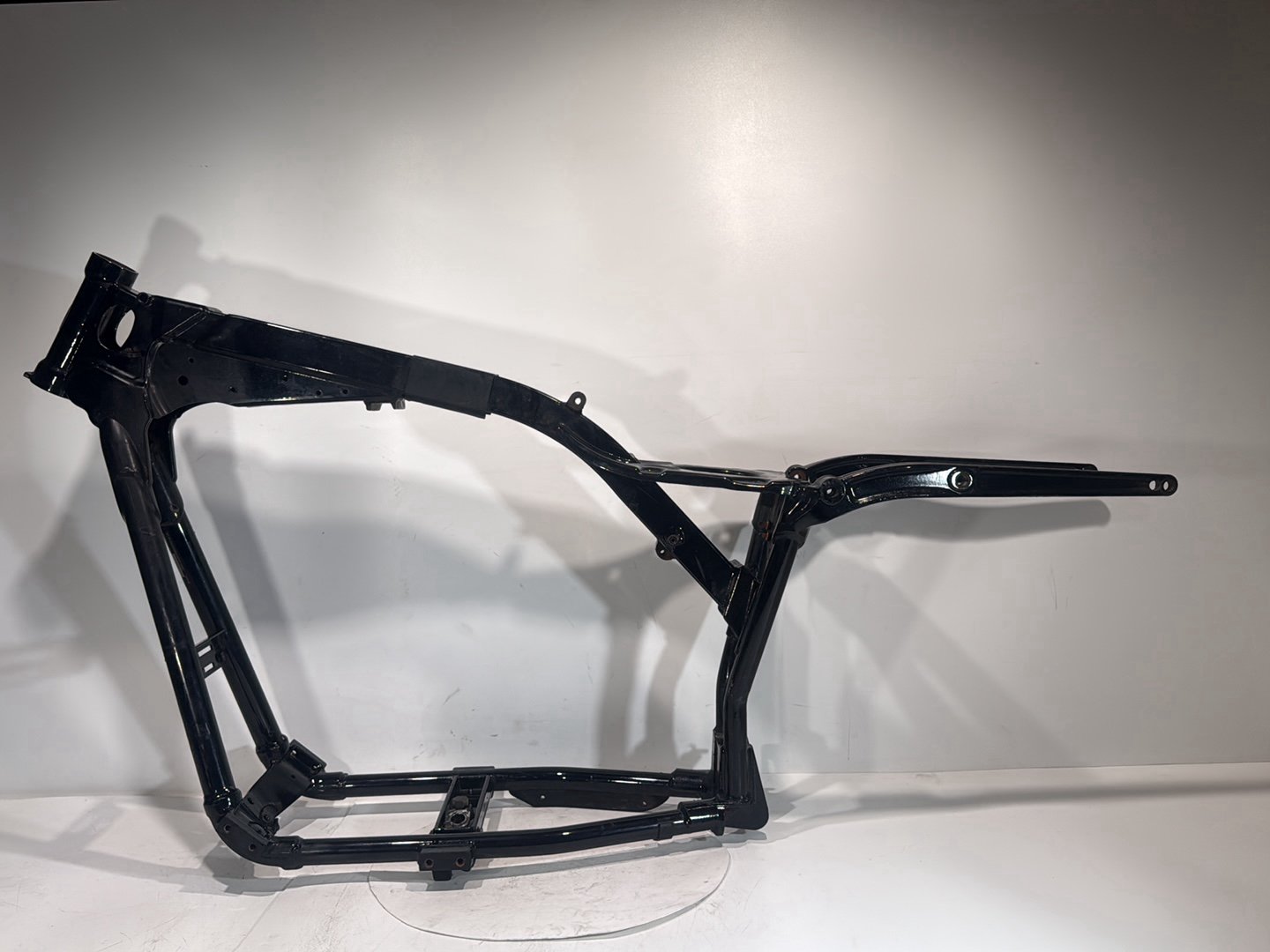 1999 - 2006 Harley-Davidson Dyna Super Glide Body Main Frame Chassis CLN CLR 47463-06BHP