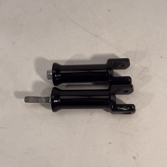 2017 - 2026 Harley-Davidson Softail Heritage Classic 114 Left Right Foot Rest Peg Support Bracket 50500744