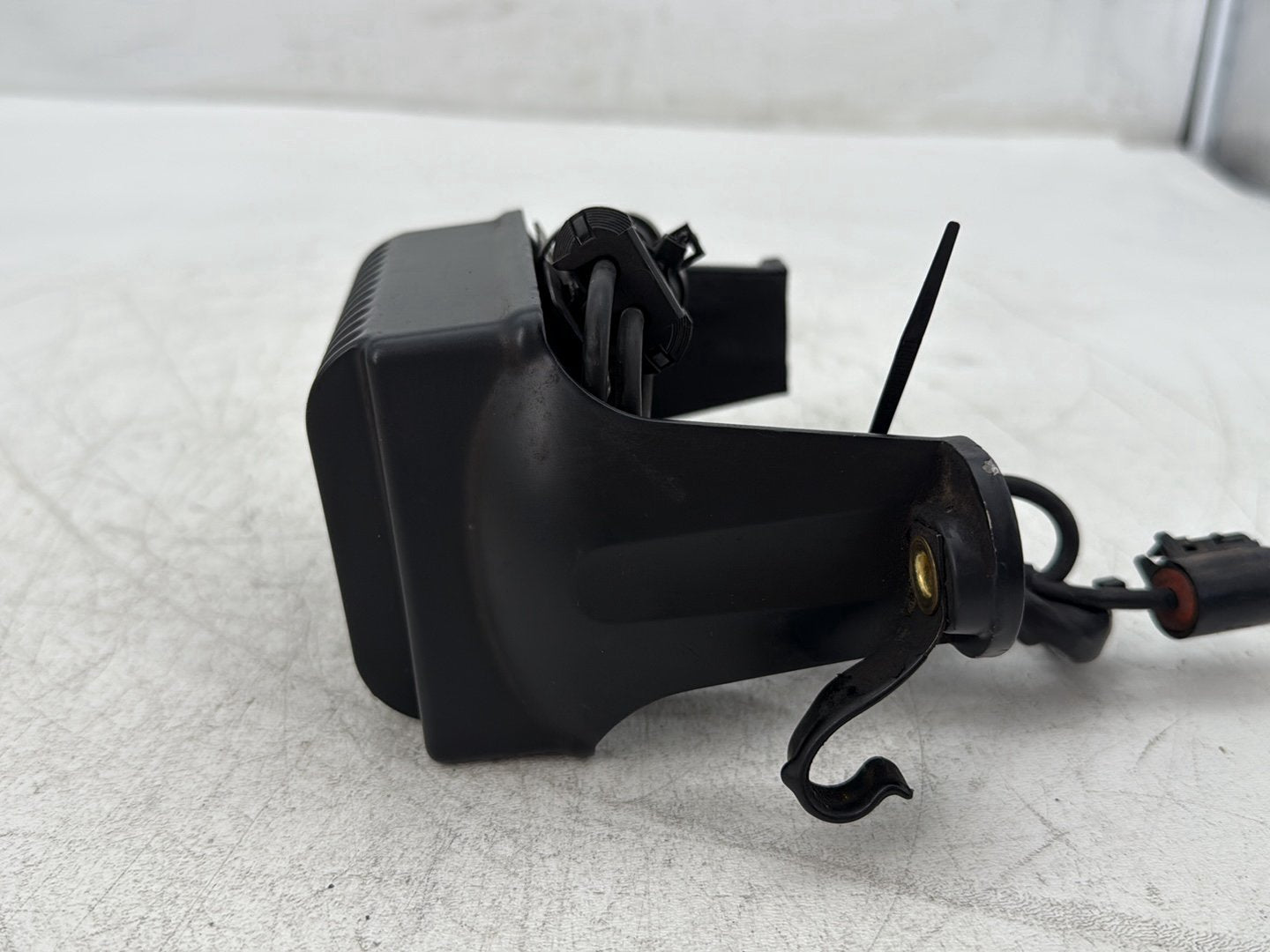 2005 Harley Electra Glide Touring Ultra FLHTCUI OEM Voltage Regulator Rectifier