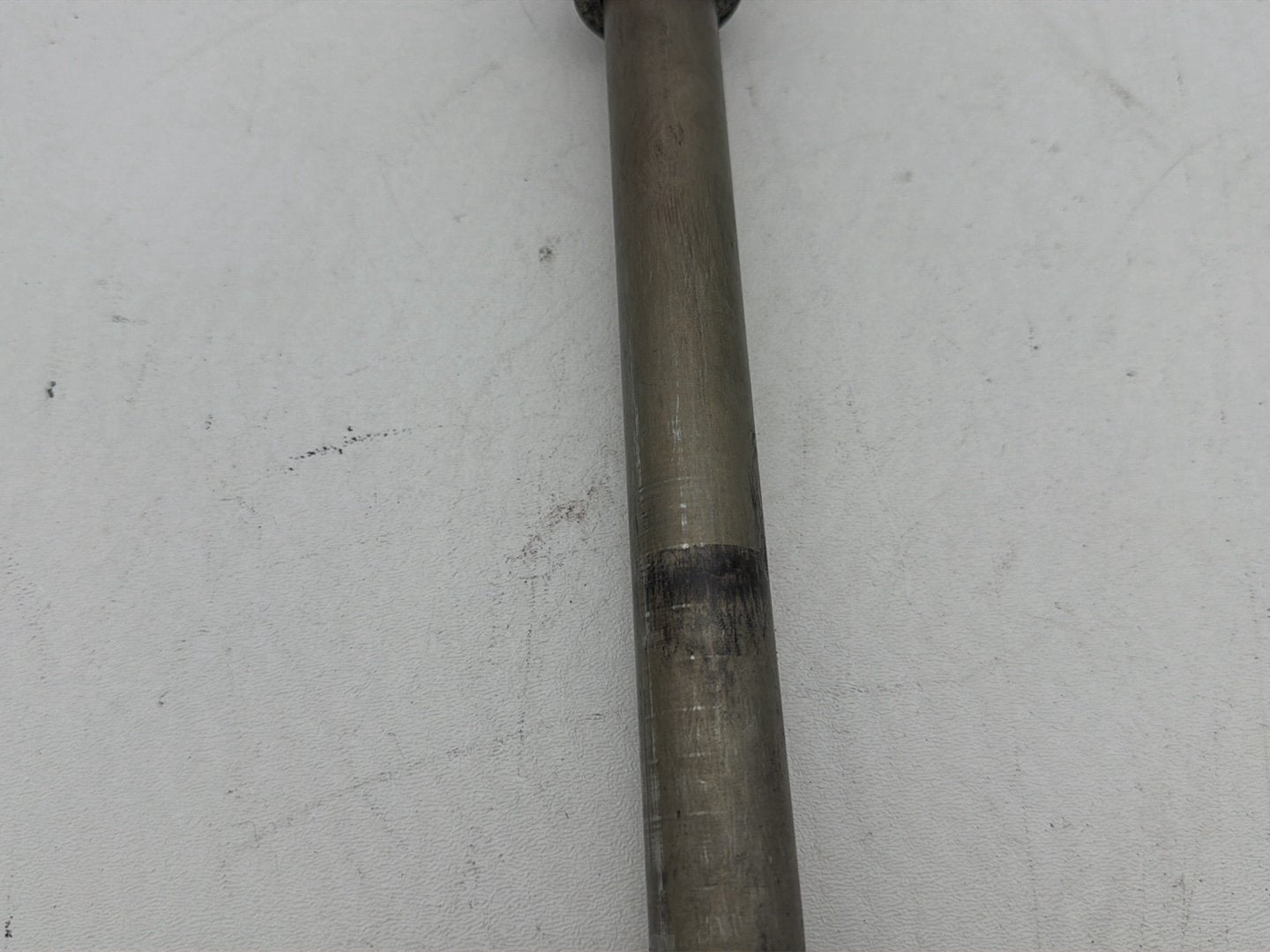 2011 Harley Heritage Softail Classic FLSTC OEM Front Wheel Axle Bolt Shaft