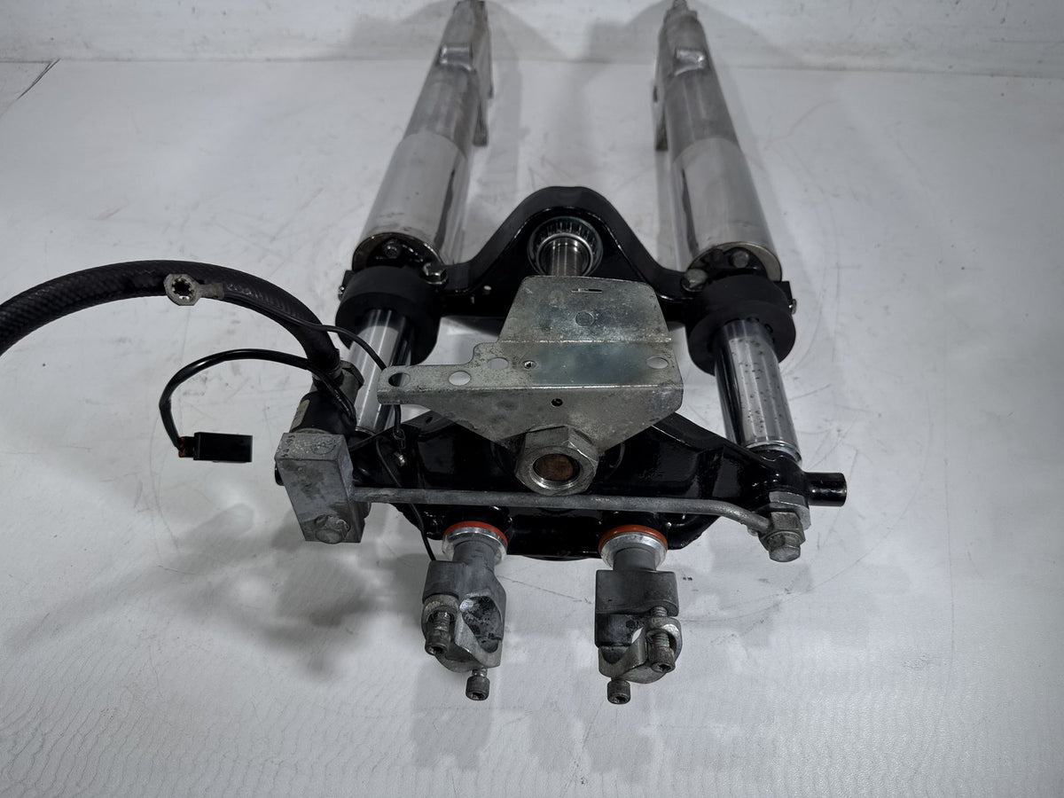 96 Harley Electra Touring Ultra Front Triple Tree Set & LH RH Fork Legs Sliders