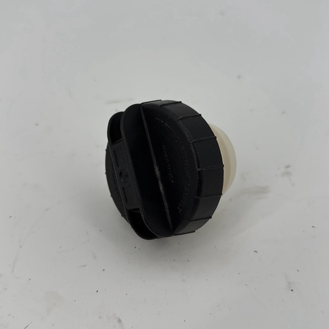 2008 - 2016 Harley-Davidson Touring Street Glide Fuel Gas Tank Cap Bushing Hub  	61274-92