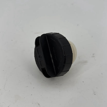 2008 - 2016 Harley-Davidson Touring Street Glide Fuel Gas Tank Cap Bushing Hub  	61274-92