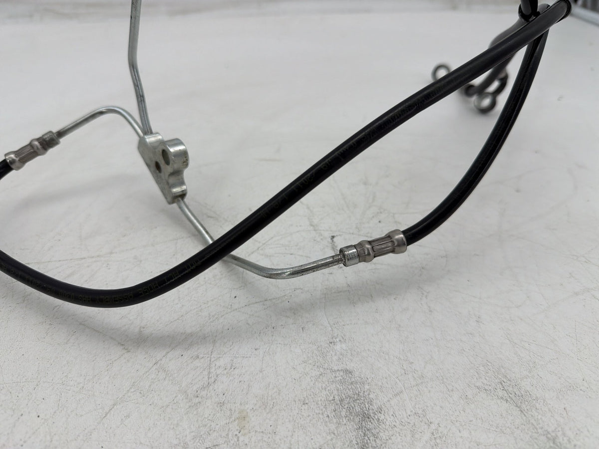 2012 Harley Street Glide Touring FLHX OEM Front Brake Hose Line Pipe NON-abs