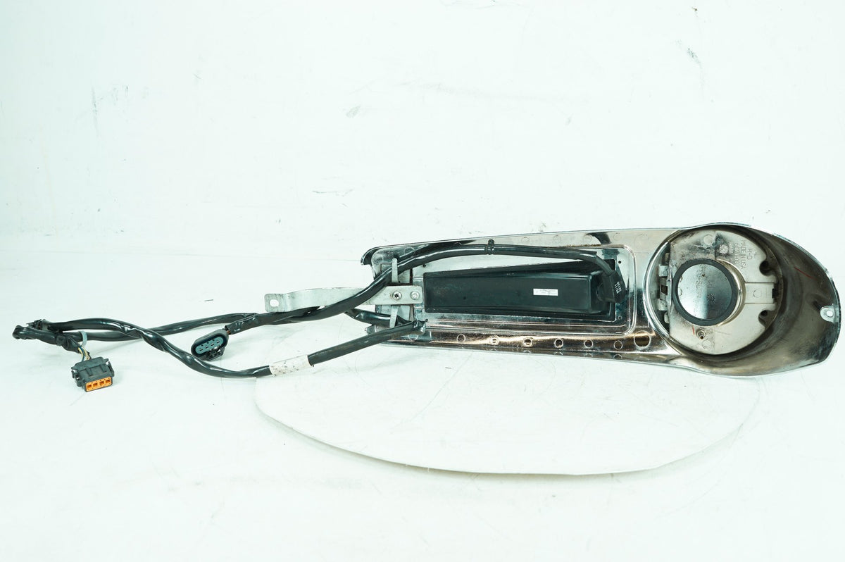 12 Harley Touring FLHTK Electra Glide Ultra OEM Fuel Gas Tank Dash Console NOKey