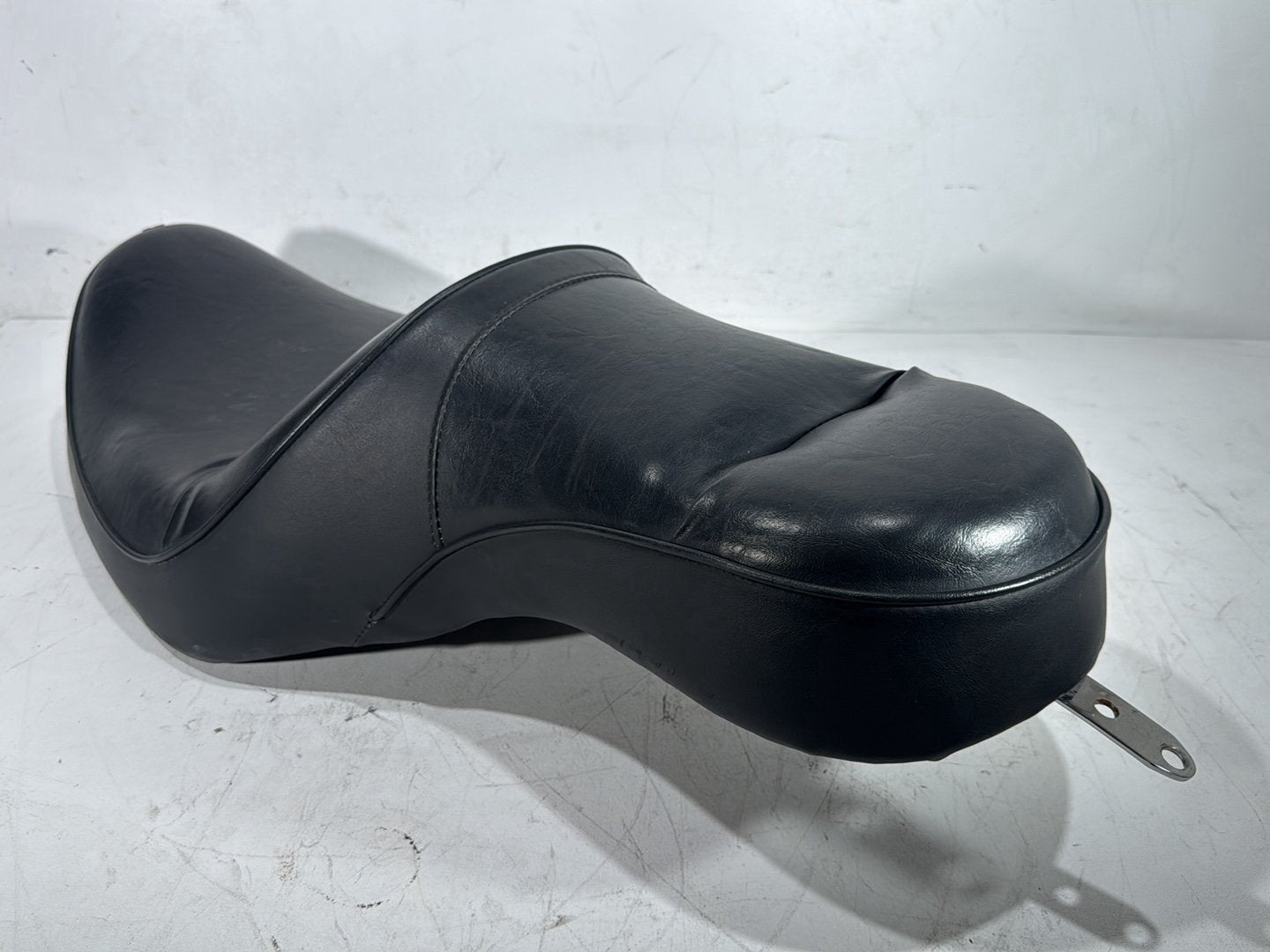 2003 Harley Dyna Wide Glide FXDWG OEM Passenger Rider Driver Seat Saddle
