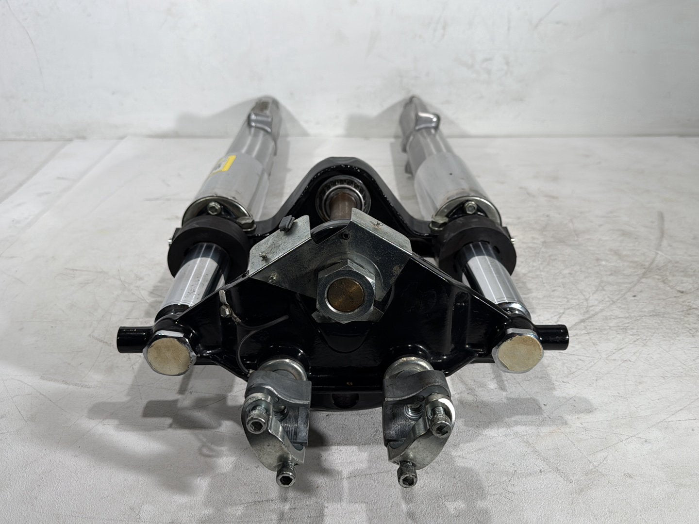 2003 Harley Electra Glide Touring Ultra OEM Front Triple Tree Set & LH RH Fork Legs Sliders