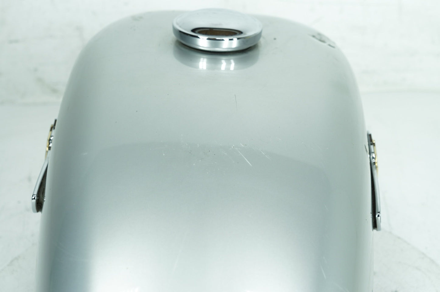 1991 - 2003 Harley-Davidson Sportster Custom Anniversary Fuel Gas Tank Gasoline Reservoir 61348-03