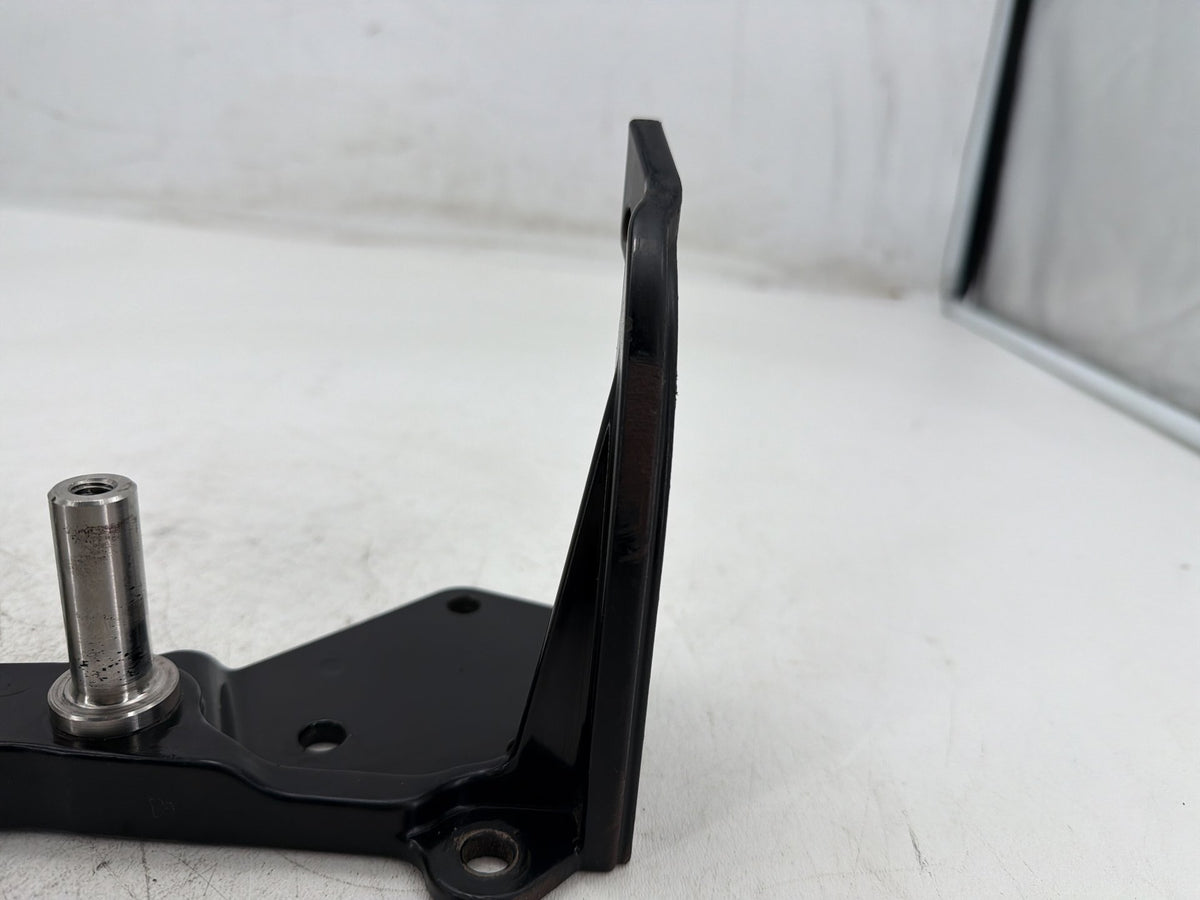 2002 Harley Heritage Softail Classic FLSTC OEM Right 1 Footboard Mount Bracket