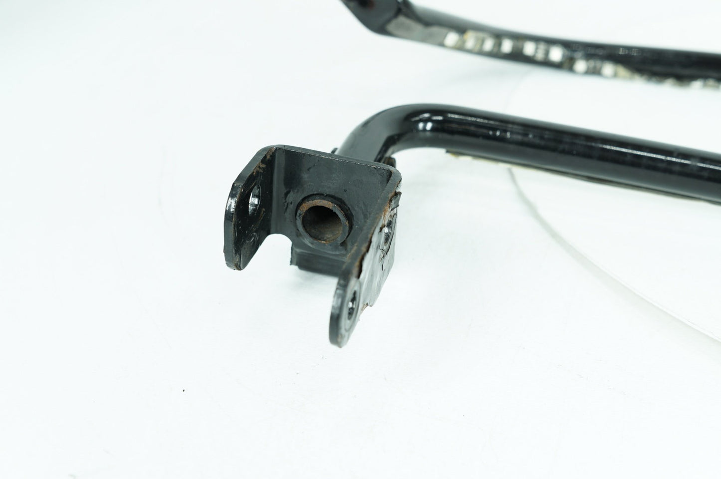 2007 - 2016 Harley-Davidson Touring Street Glide Rear Left Right Saddlebag Guard Rails Bar 90200549