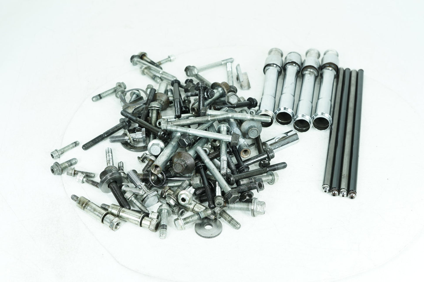 1999 - 2006 Harley-Davidson Softail Heritage Classic Twin Cam Engine Hardware Bolt Pushrods  	16480-92A