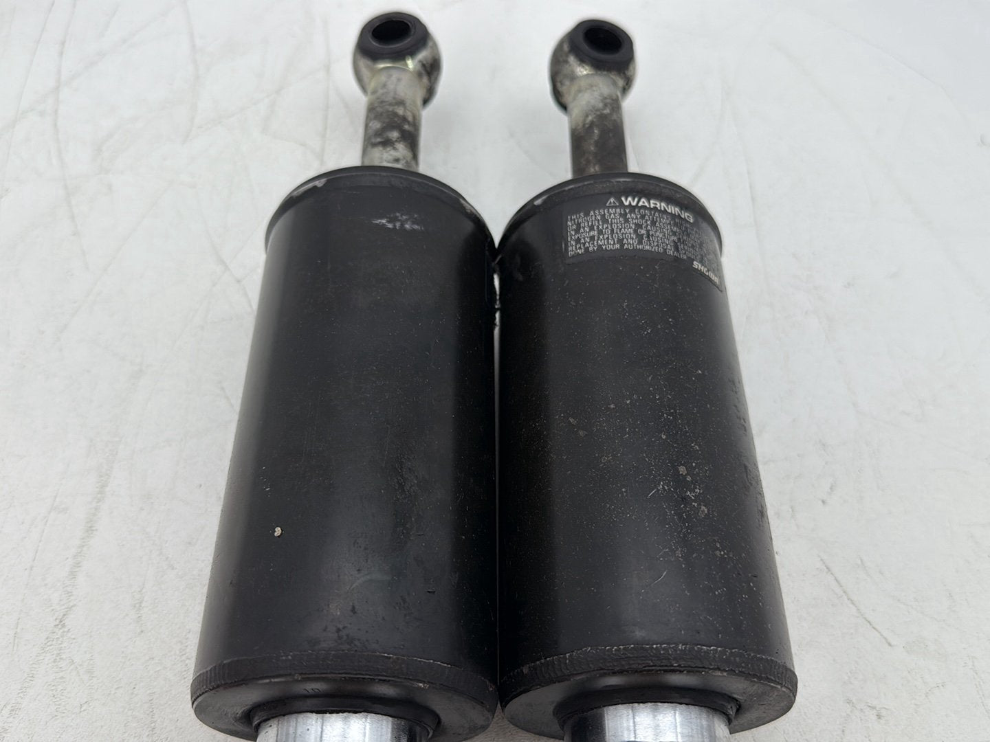 1997 Harley Softail FLSTC Heritage Classic OEM Rear Left Right Shock Absorbers