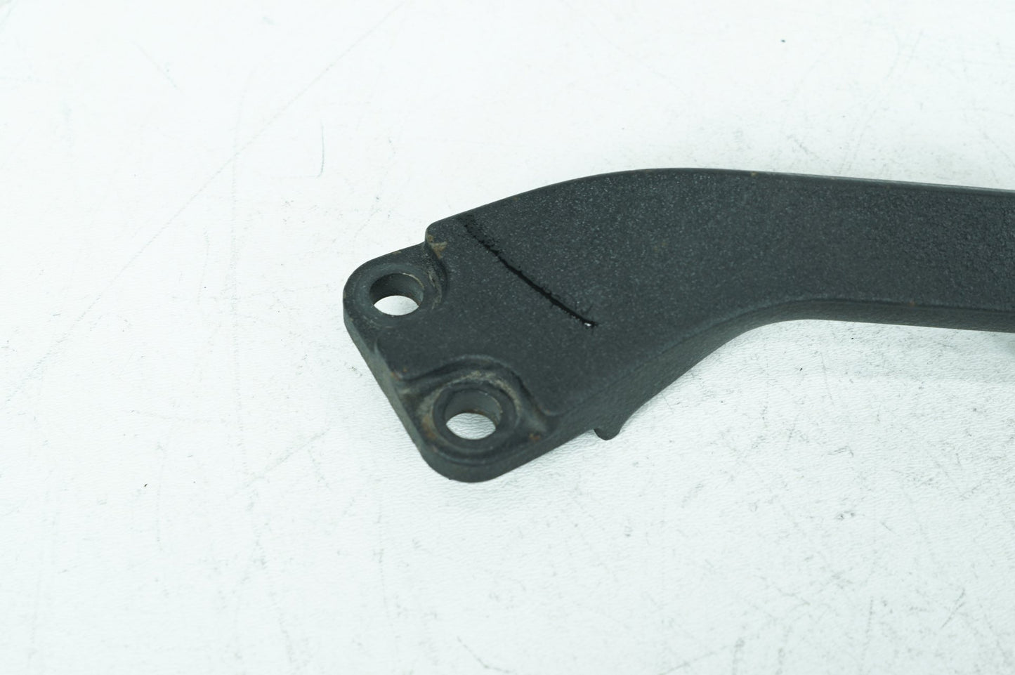 2007 - 2017 Harley-Davidson Dyna Super Glide Right Foot Rest Support Bracket Peg 33032-99