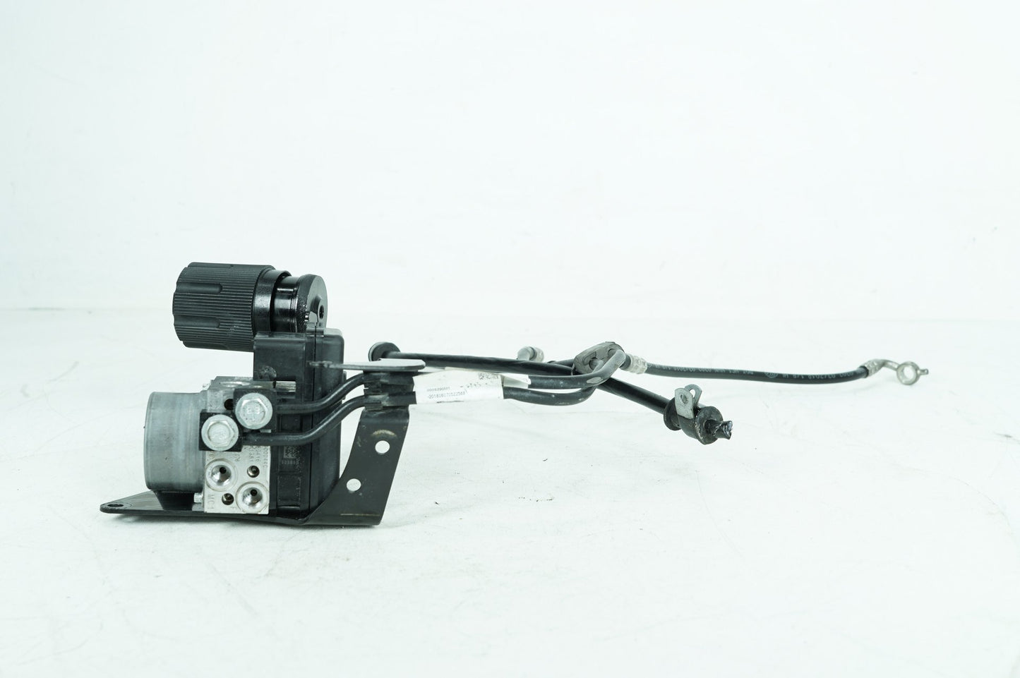 2018 - 2024 Harley-Davidson Softail Sport Glide ABS Brake Pump & Control Module 41100044C