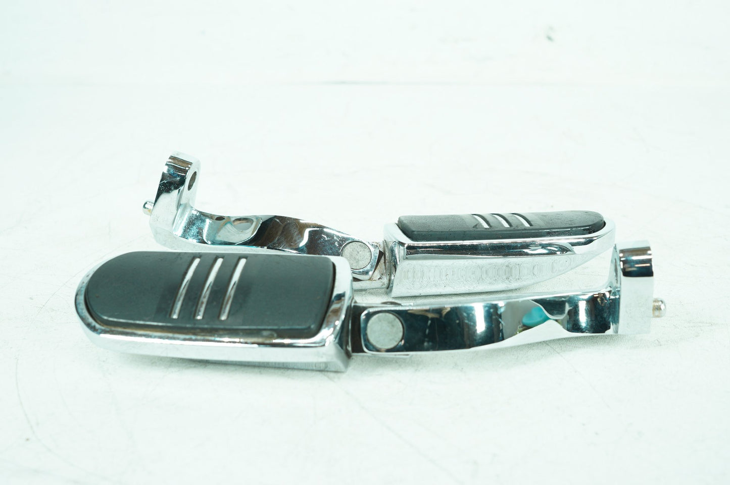 2007 - 2016 Harley-Davidson Touring Police Electra Passenger Left & Right Foot Pegs
