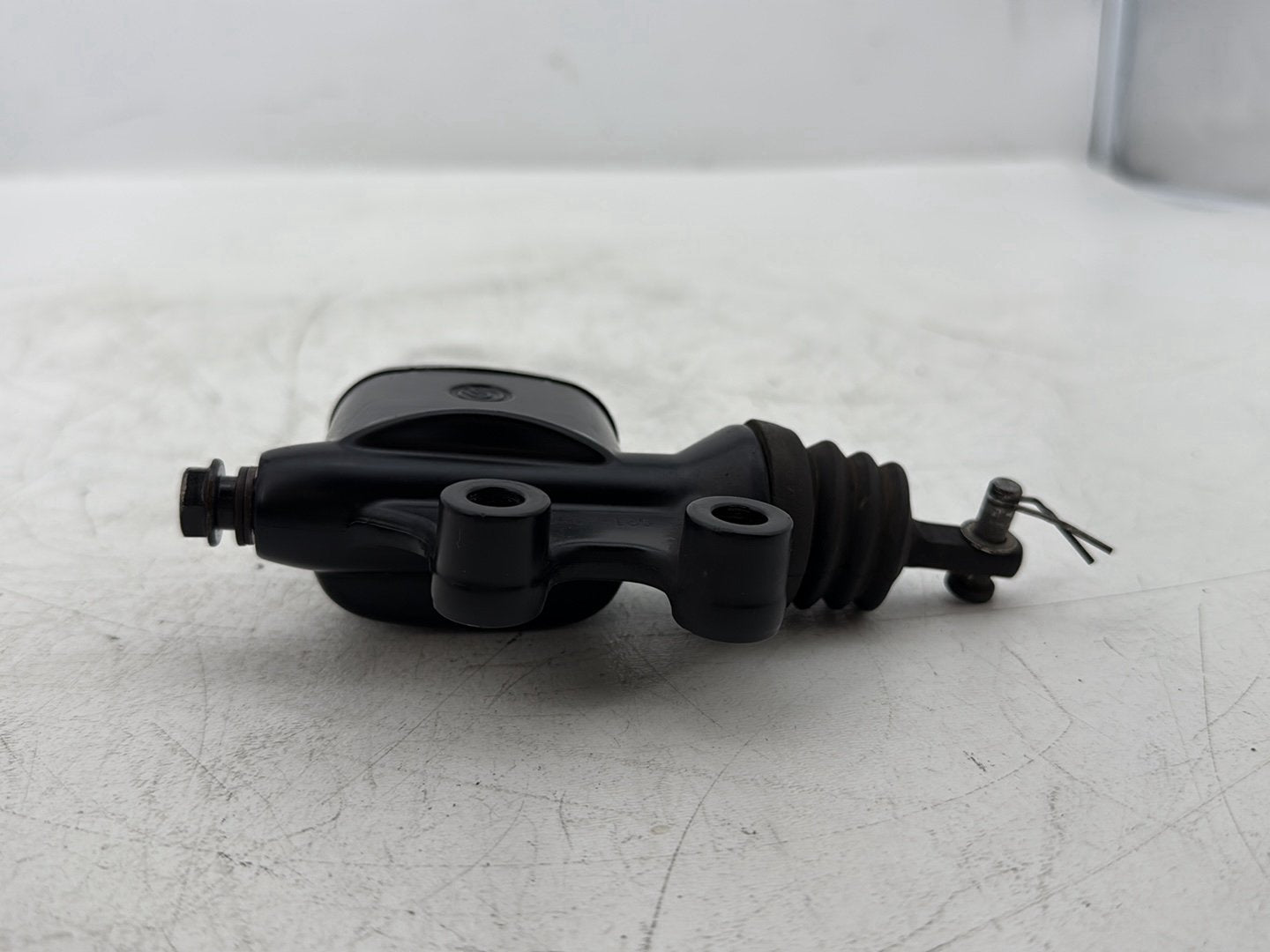2014 Harley Street Glide Touring FLHXS OEM Rear Brake Master Cylinder Reservoir