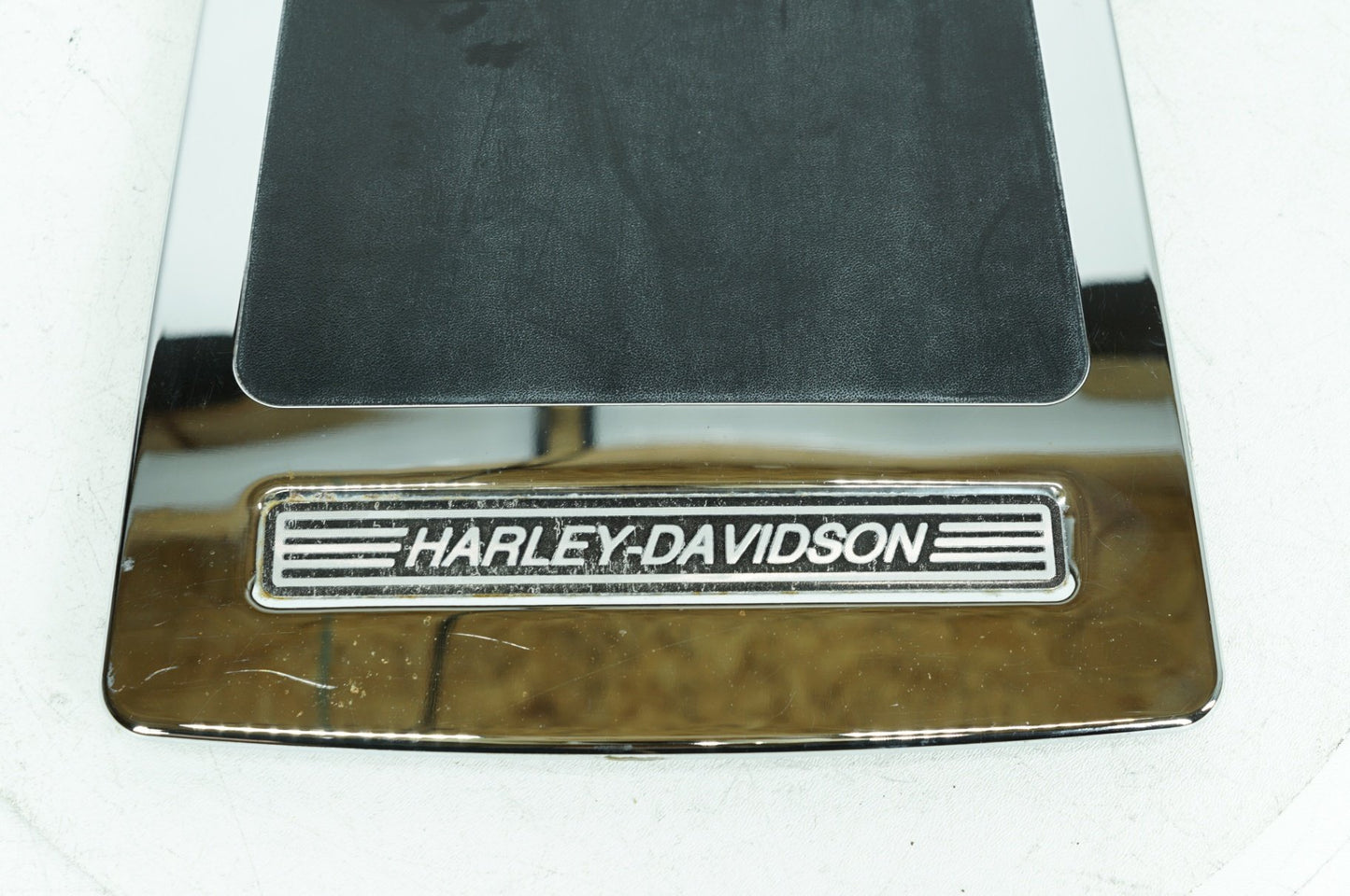 1999 - 2006 Harley-Davidson Touring Electra Glide Classic Detachable Tour Pak Luggage Box Bracket 79042-93