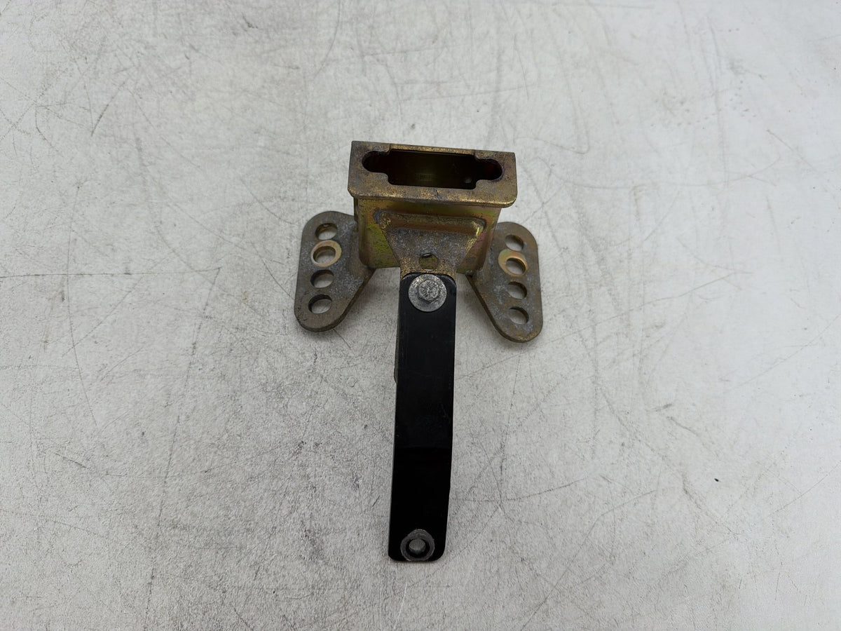 2011 Harley Electra Glide Touring Ultra OEM Driver Rider Backrest Bracket Mount 52589-09A