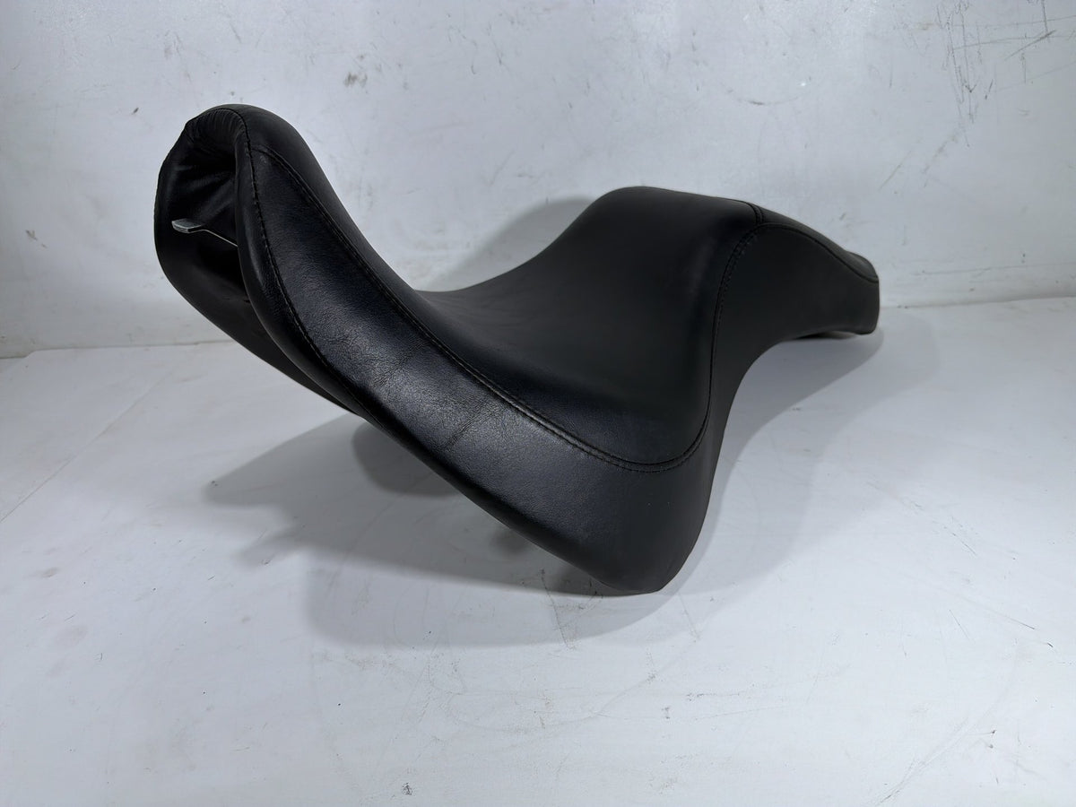 2001 Harley Softail Deuce FXSTD OEM Passenger Rider Driver Seat Saddle