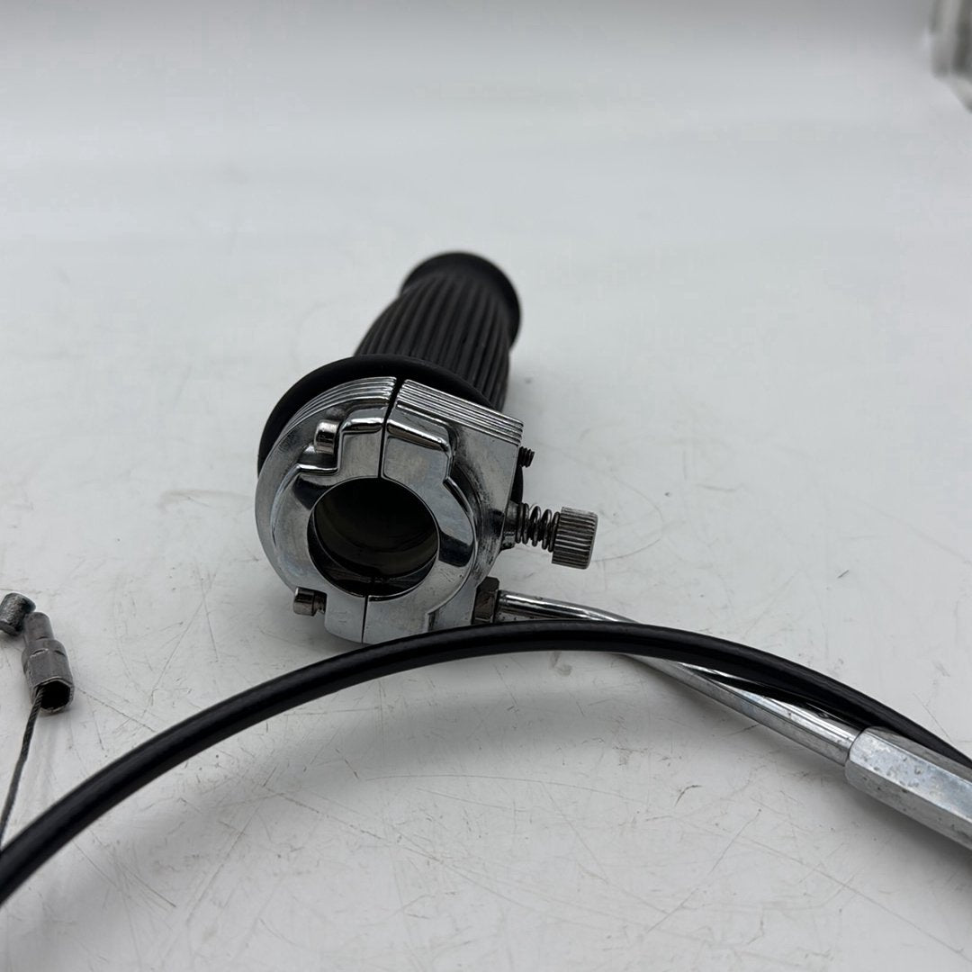 1999 - 2006 Harley-Davidson Dyna Low Rider Front 1 Hand Grip Handgrip Hold  	56220-94A