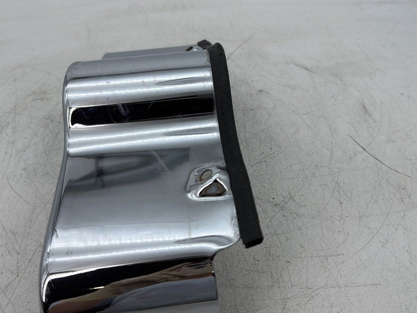 2006 Harley Electra Glide Touring Classic FLHTCI OEM Front Lower Fairing Outer Skirt 58208-96A
