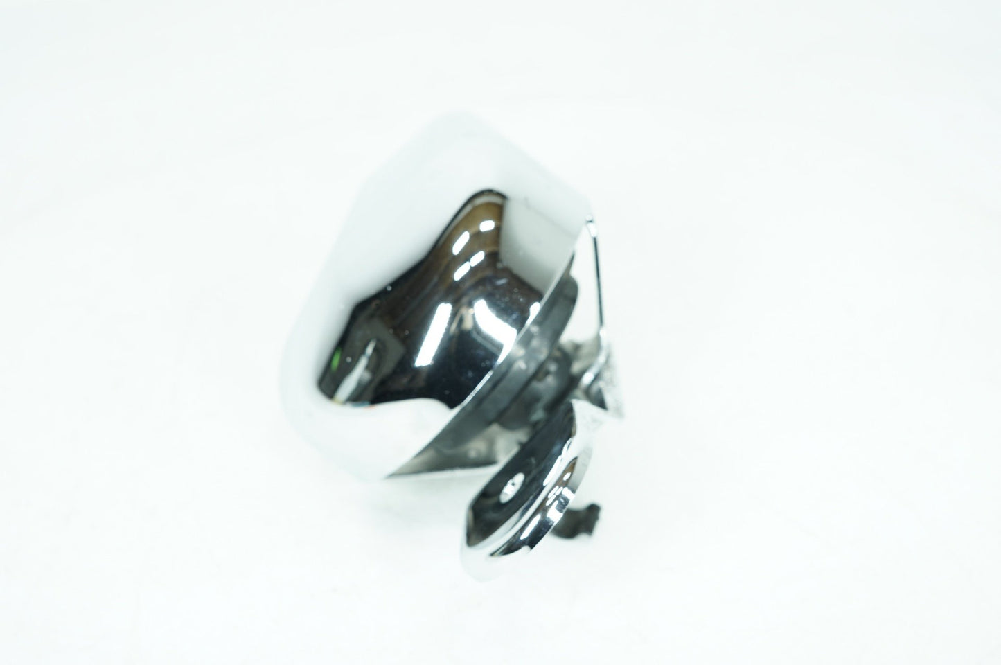 2000 - 2006 Harley-Davidson Touring CVO Screamin Eagle Road King Horn Signal Klaxon Chrome Cover 69012-93A