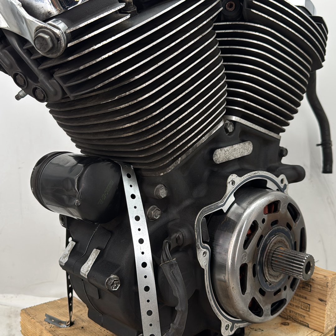 2018 Harley Electra Glide Touring Ultra FLHTCU OEM EFI Milwaukee M8 107 Engine Motor
