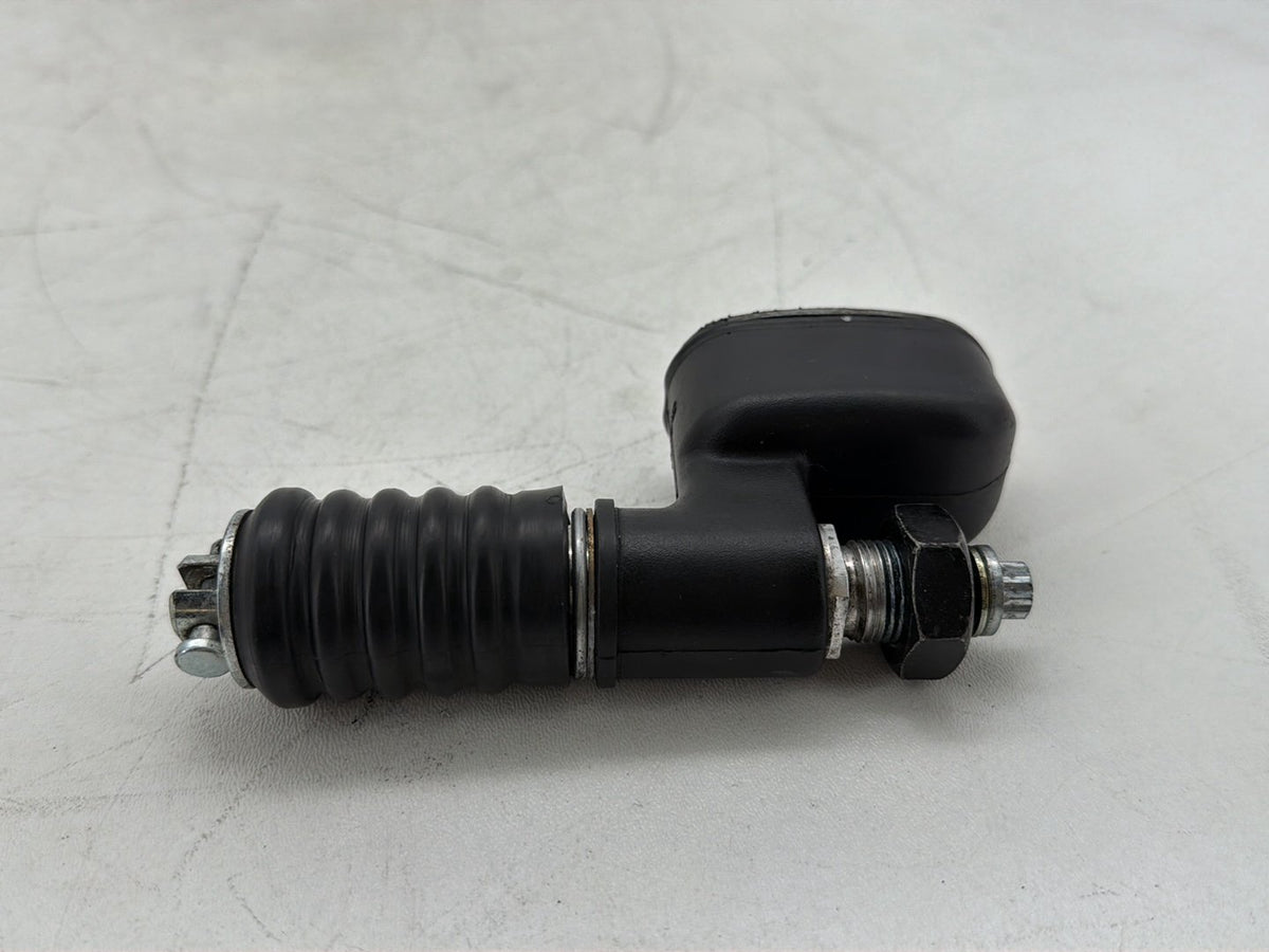 2005 Harley Softail Fat Boy FLSTF OEM Rear Brake Master Cylinder Reservoir