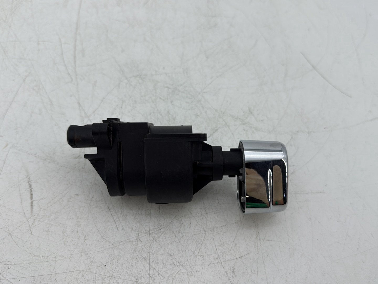 14 Harley Street Glide Touring OEM Ignition Switch Cylinder Barrel Lockset NOKey