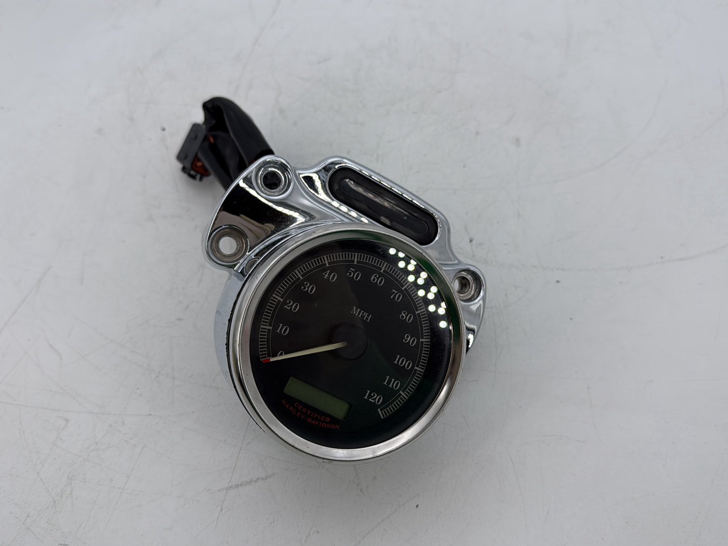2006 Harley Sportster XL883C 883 Custom OEM Speedo Speedometer Gauge Cluster