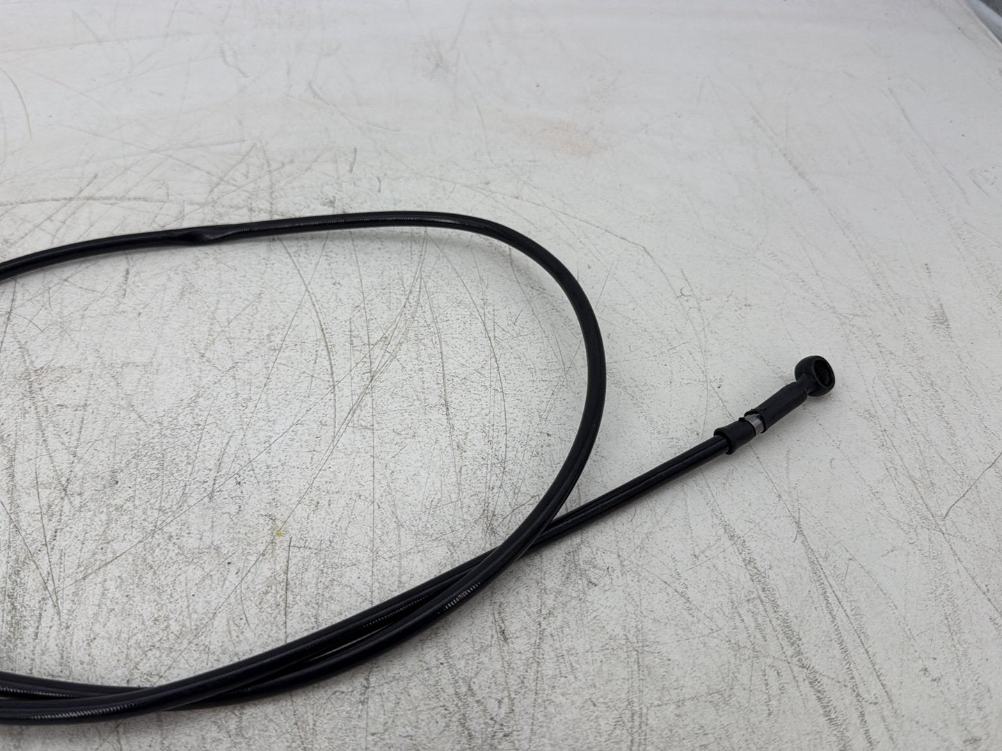2007 Harley Dyna Street Bob FXDBI OEM Front Brake Hose Line Pipe