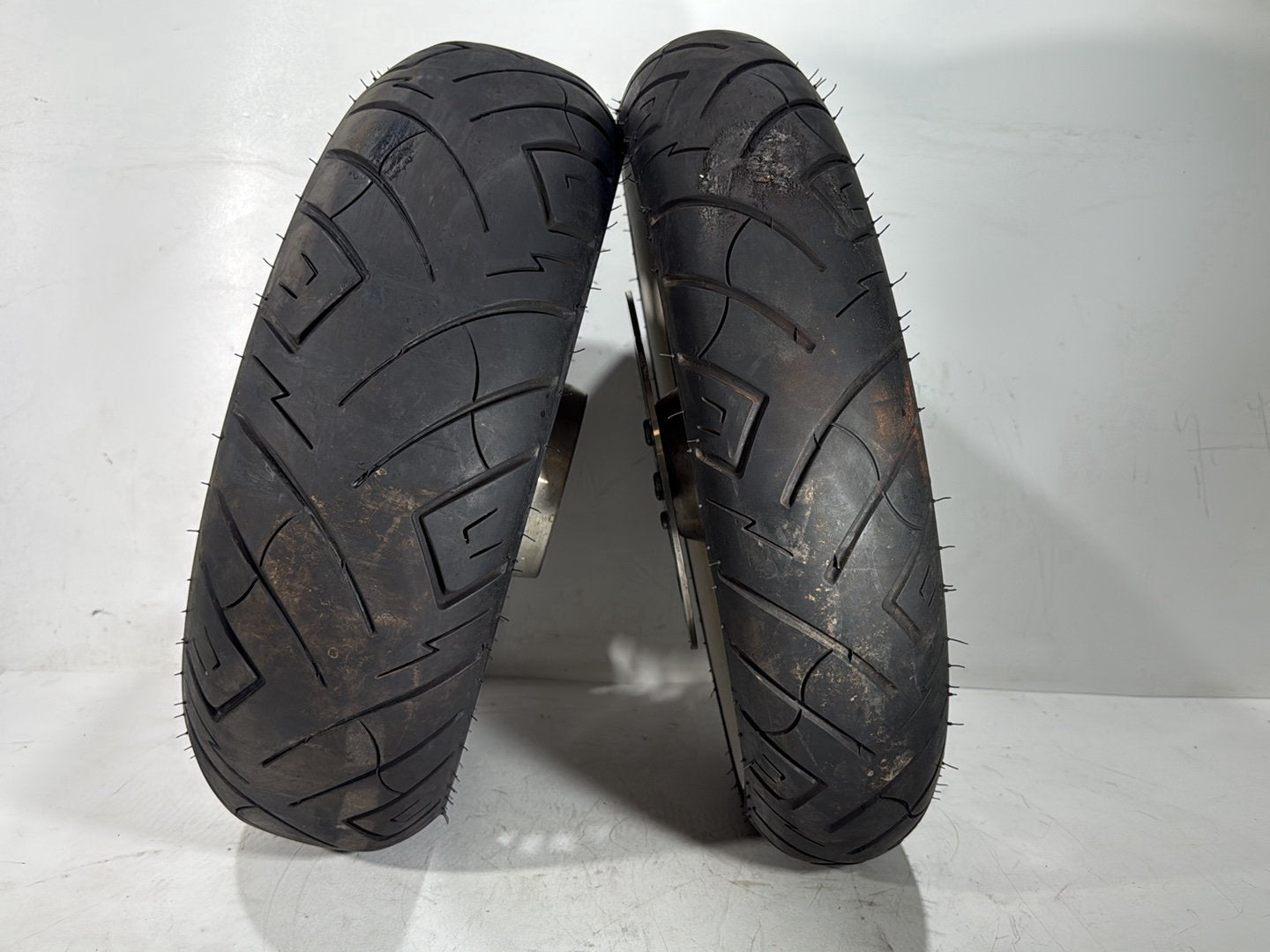 2013 Harley Electra Glide Touring Ultra FLHTCUI OEM Front & Rear Wheel Rim Tire