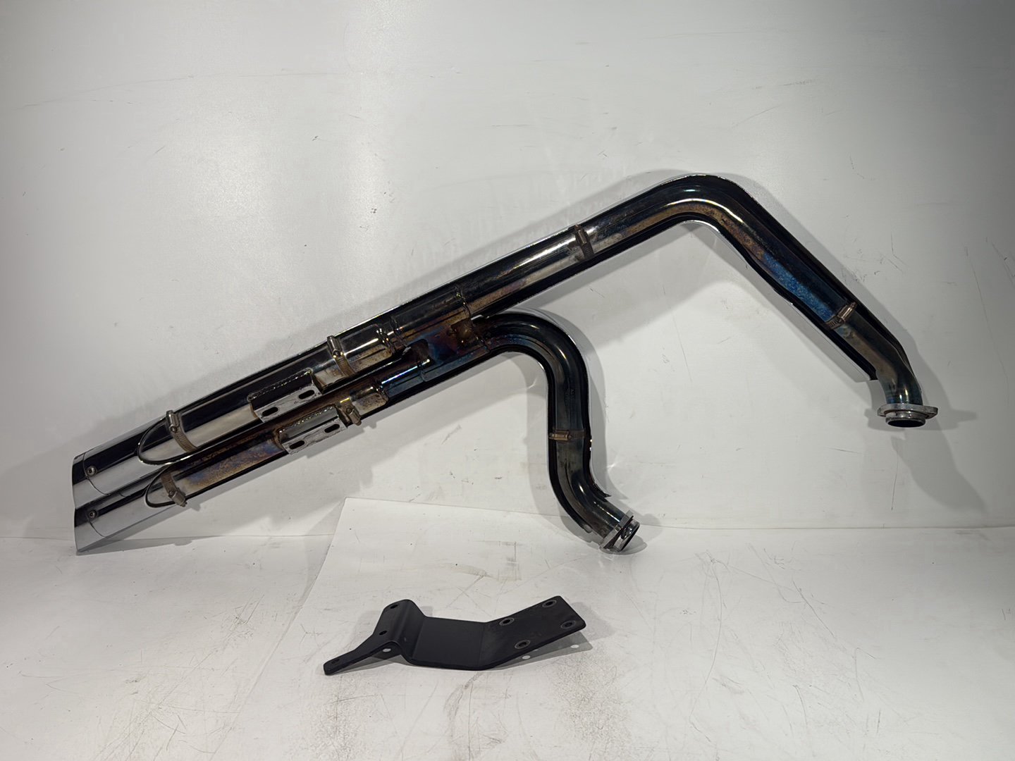 1999 - 2006 Harley-Davidson Dyna Low Rider Exhaust Header Pipes Vance & Hines 65668-98