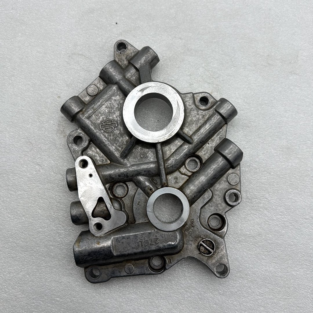 22432 2019 Harley-Davidson Softail Fat Bob 114 Engine Motor Cam Support Camshaft Plate 25400131