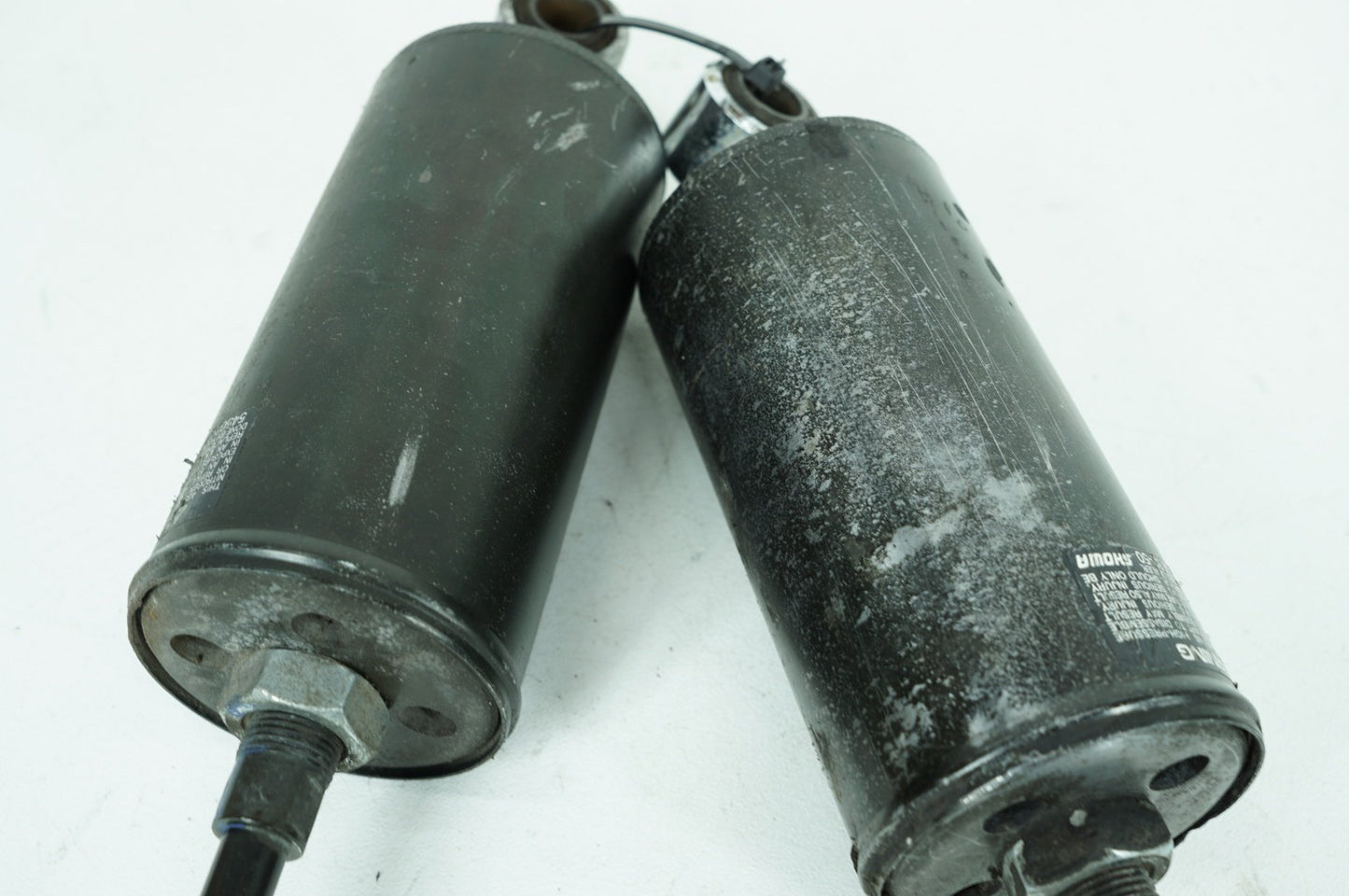 1999 - 2006 Harley-Davidson Softail Heritage Classic Rear Left Right Shock Absorbers 54508-00B