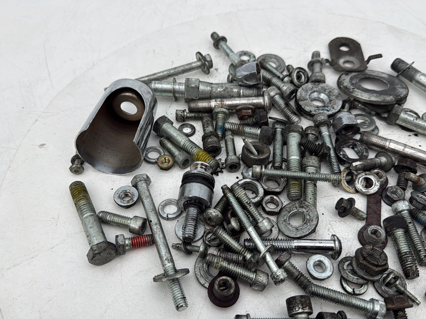 1999 - 2006 Harley-Davidson Dyna Super Glide Hardware Bolts Nuts & Brackets