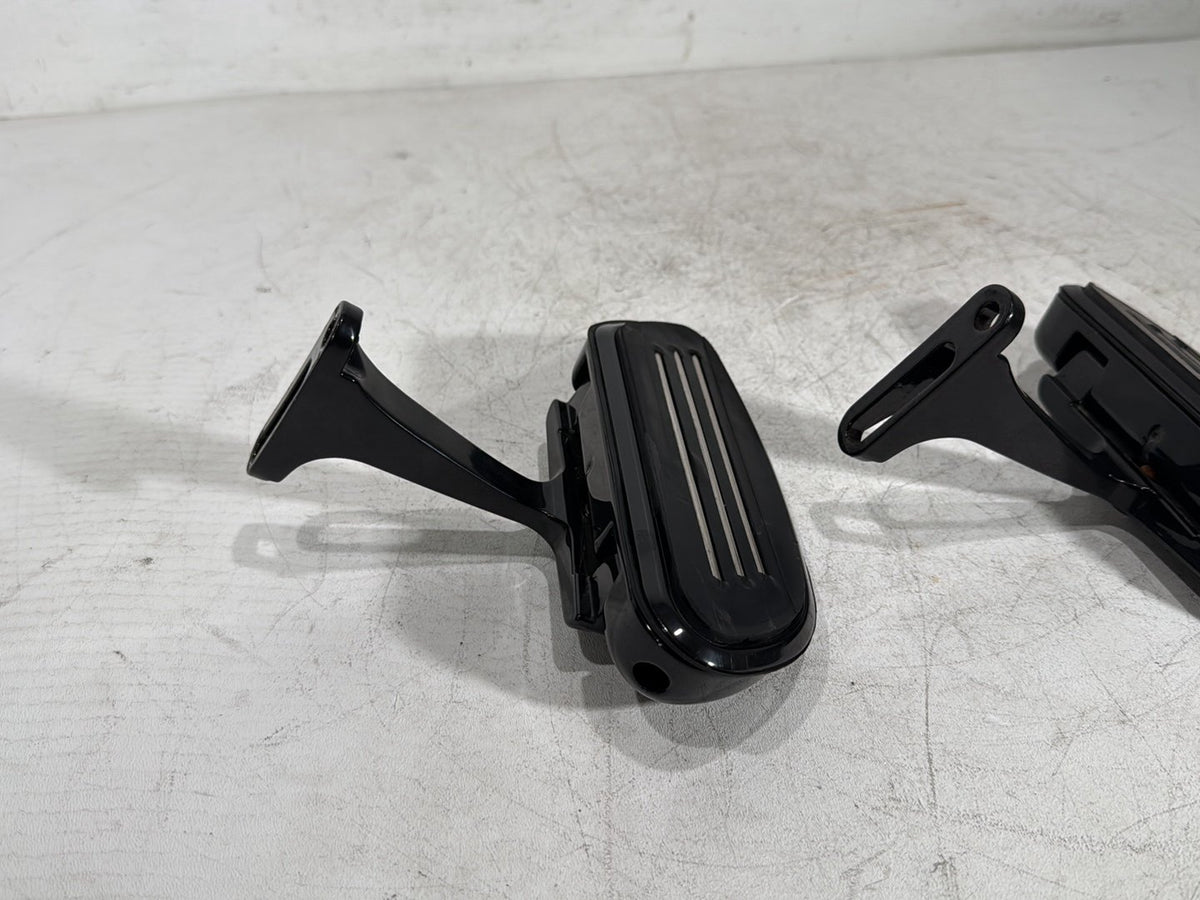 2011 Harley Road Glide Touring OEM Left & Right Passenger Floorboard Foot Rest